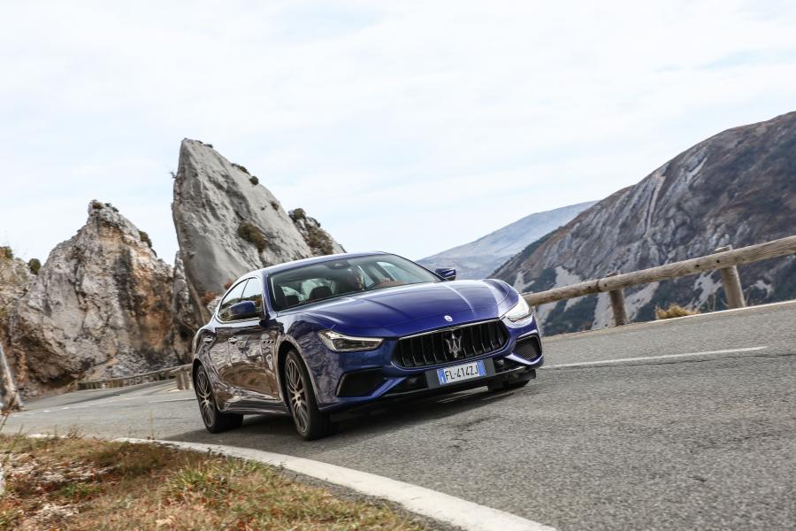  Maserati Ghibli S GranSport 2017 года  (фото 30 из 40)